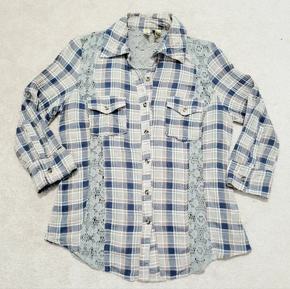 BKE Women Plaid Button Front Shirt Size Medium Lace Back Panels Western Boho Y2K - Picture 9 of 12